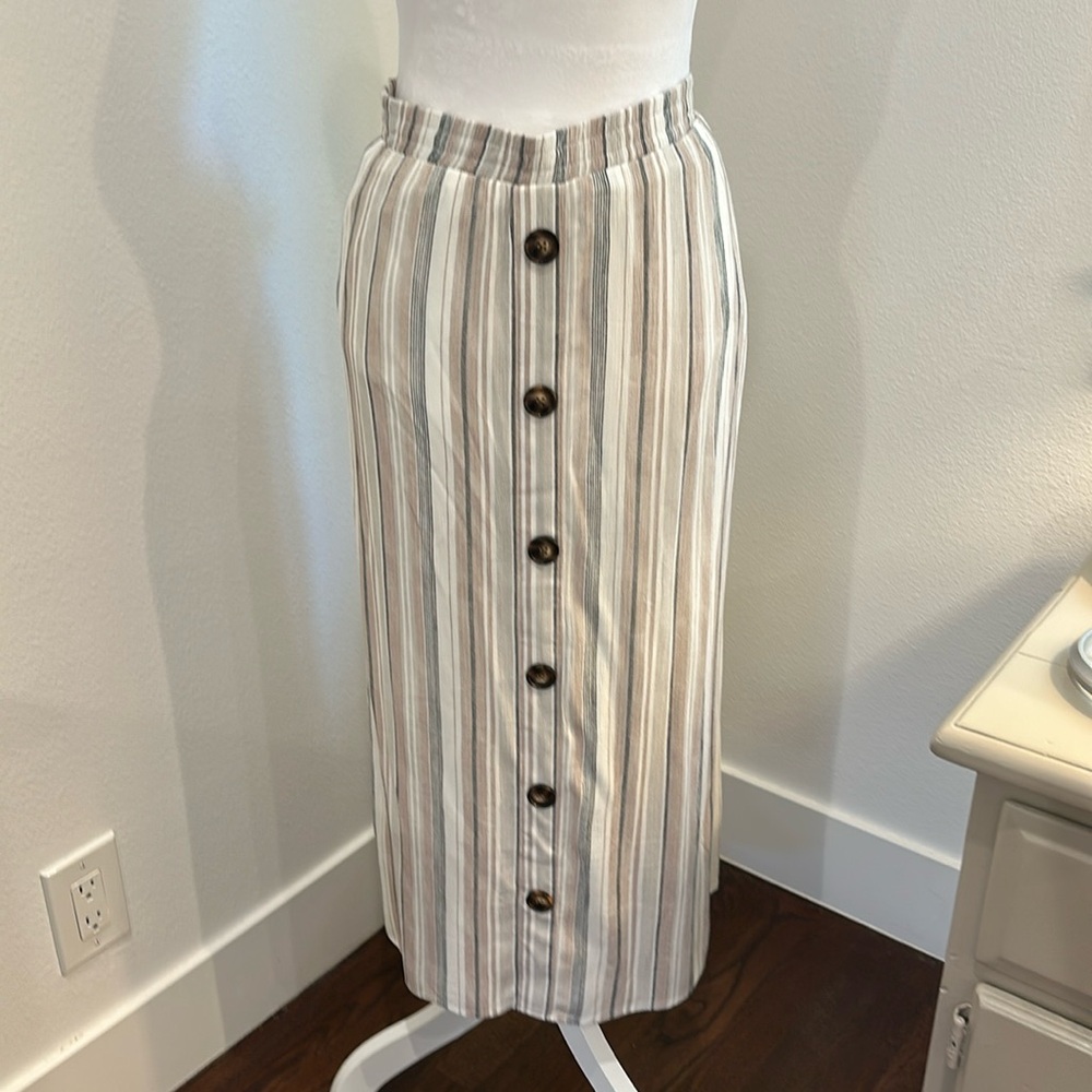 New AB Studio Skirt Large - Picture 2 of 14